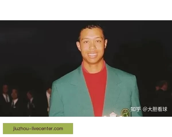 刹不住的泰格·伍兹与口袋里两粒神秘药丸的故事揭秘